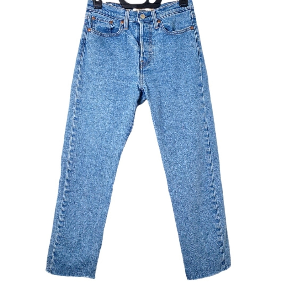 Levi's Wedgie Straight Leg Button Fly Jeans with Raw Hems W26 L26